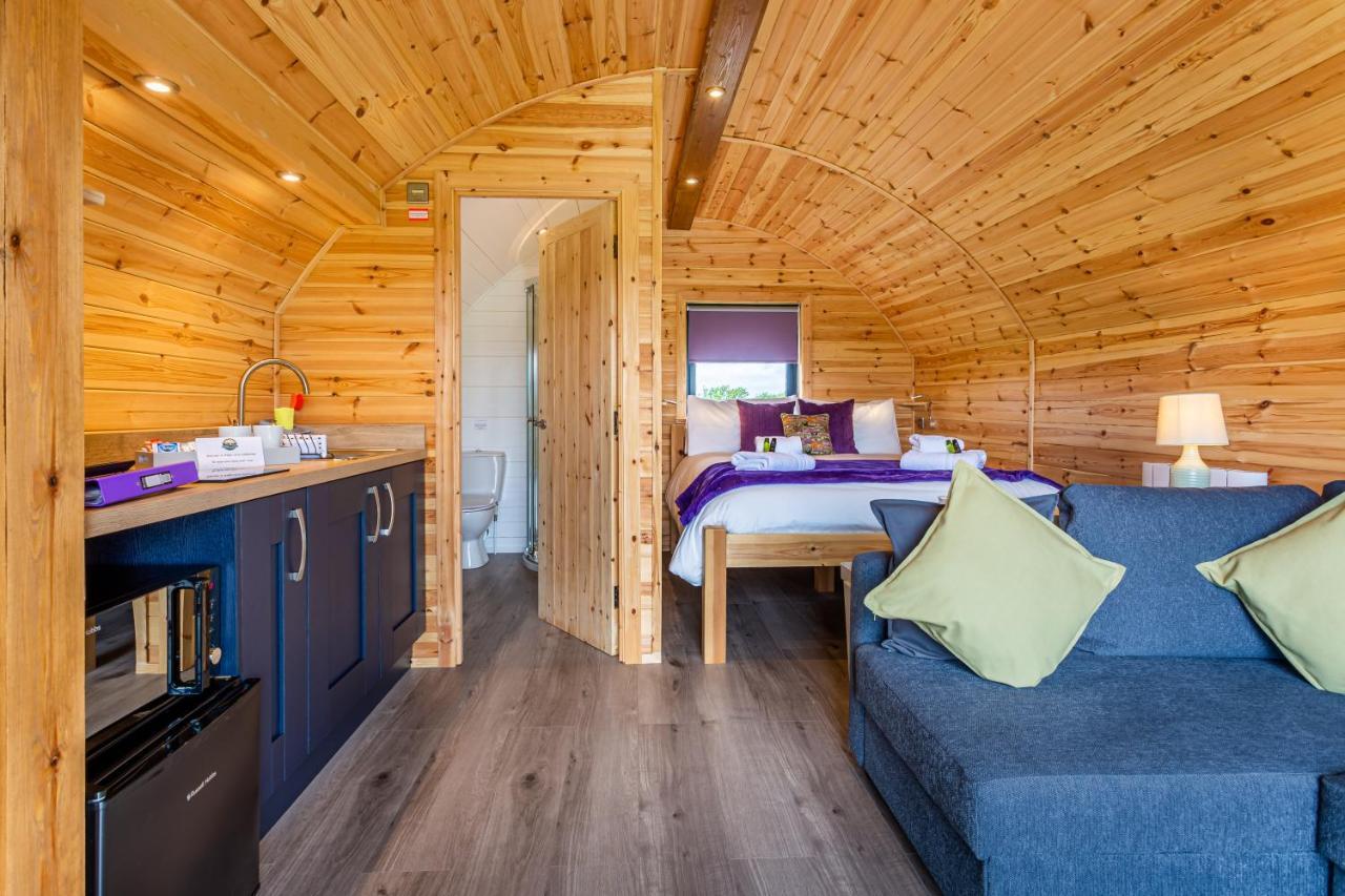 Kings Caves Glamping Hotel Torbeg Ngoại thất bức ảnh